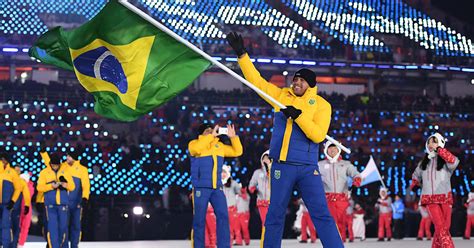 Os Porta Bandeiras Do Brasil Nos Jogos Olímpicos De Inverno Pequim 2022