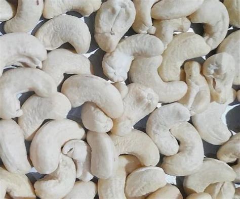 Whole Cashew Nuts Grade W240 10Kg At 650 Kg In Panruti ID 26566465297