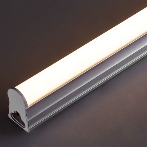 Tubo LED T5 230VAC 18W Bianco Caldo 3000K 16x1200mm Cablematic