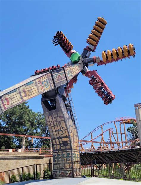 50 Best Tips For Knotts Berry Farm With Kids 2024