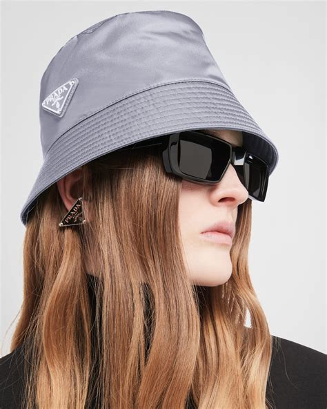 Descubrir 70 Imagen Prada Brown Bucket Hat Abzlocal Mx