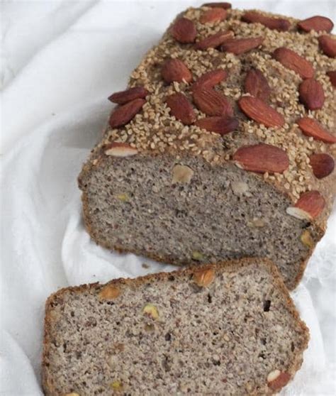 Cómo preparar pan casero con frutos secos y semillas