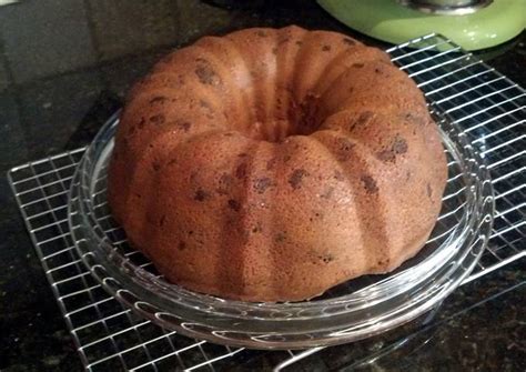 How To Prepare Ultimate Chocolate Chip Pound Cake