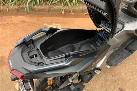 Bahas Desain Honda ADV 160 Ini Bedanya Dengan Model Lama