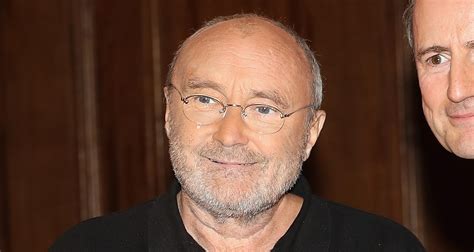 Phil Collins Fall And Health 5 Fast Facts You Need To Know