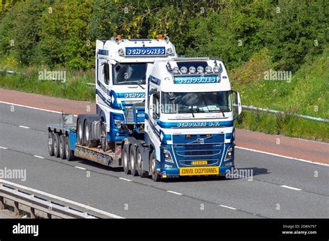 Schoones Bv Transport Company Convoi Exceptional Volvo Truck Motorway