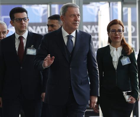 Bakan Akar Savunma Bakanları Toplantısı için NATO Karargahı nda