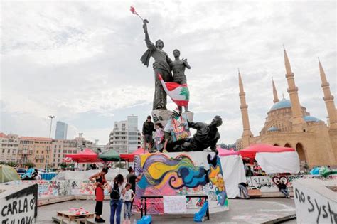 Lebanon Protesters Block Roads To Keep Revolt Alive Jordan Times