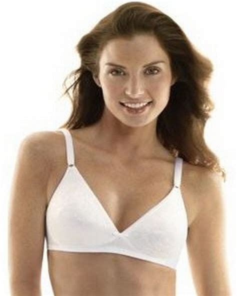 Hanes G304 Lightly Lined Seamless Soft Cup Bra