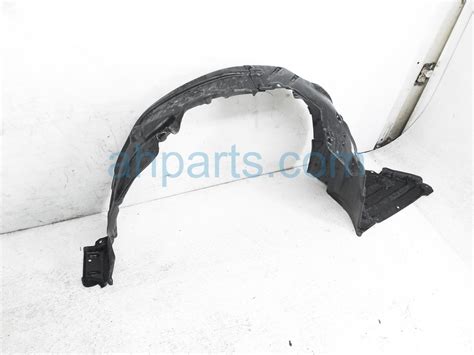 Sold 2020 Toyota Corolla Front Driver Inner Fender Liner 53876 02720