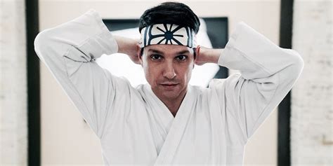 Retrochenta S Tweet Hoy Cumple A Os Ralph Macchio El Inolvidable