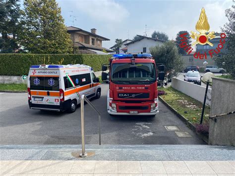 Olgiate Comasco Spray Urticante Nei Bagni Del Terragni Dipendente