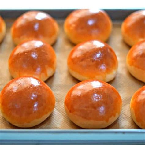 Easy Brioche Slider Buns Recipe MerryBoosters