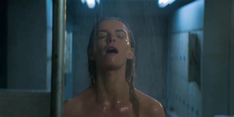 Celebrity Butts Betty Gilpin Porn Video 4 Nebyda