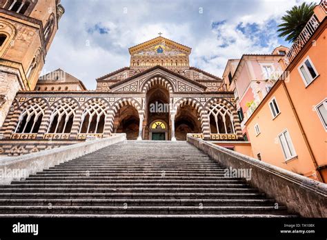 Steps To Amalfi Cathedral Duomo Di Amalfi Cattedrale Di Sant Andrea In