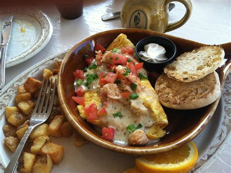 Omelet At Another Broken Egg Cafe At Village Of Baytowne Wharf In