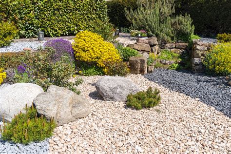 7 Gravel Garden Ideas Design Planting And Maintenance