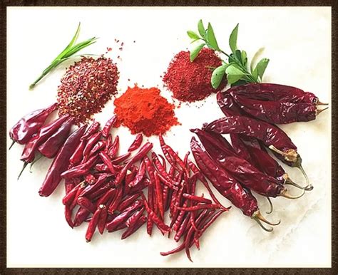 Hot And Spicy Dried Pepper Paprika Sweet Paprika Pods Chili Single