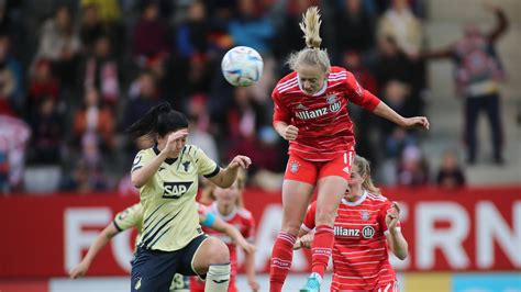 Frauen Bundesliga Lea Schüller bringt den FC Bayern gegen TSG