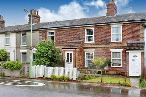 Church Road Kessingland Lowestoft Suffolk NR33 2 Bed Terraced House