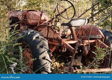 Rusty Abandoned Farm Tractor Stock Photo Image Of Farm Vintage 32721600