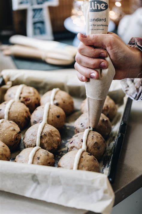 Hot Cross Buns With Chocolate And Orange Overnight Version