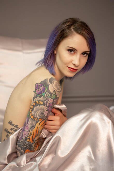 Reine In The Sheets Reine Bed Satin Sheets Porn Pic