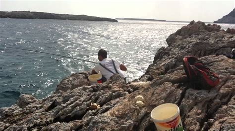 Rock Fishing In Greece ψαρεμα μελανουριων 1 Youtube