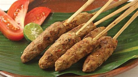 Begini Cara Buat Sate Lilit Khas Bali Lengkap Daftar Bumbu Halaman