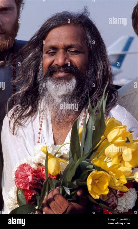 Maharishi Mahesh Hi Res Stock Photography And Images Alamy