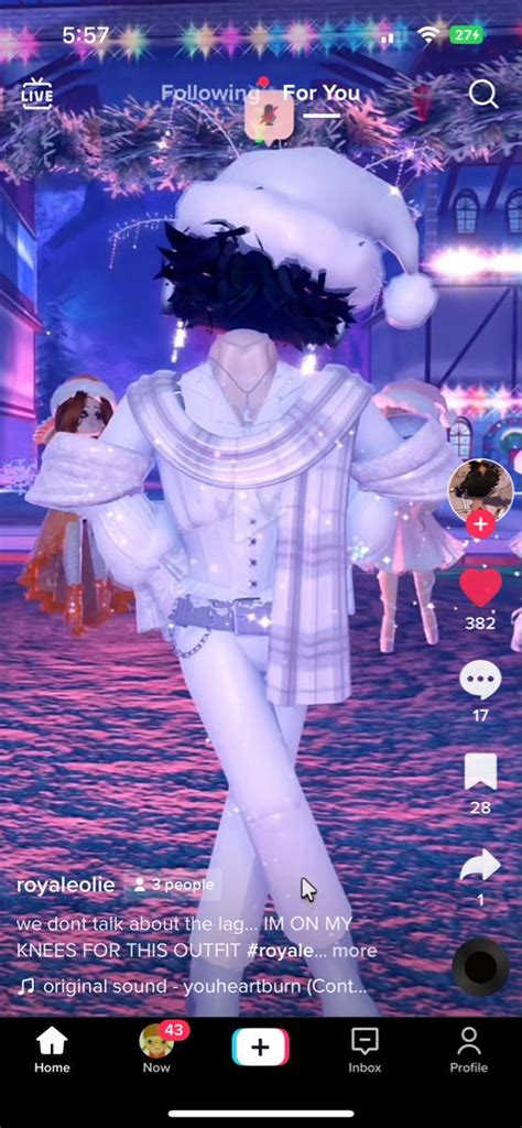 Pin By G A B B Y On Rh Royal High Roblox Outfits Boy Aesthetic