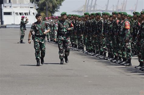 Pemberangkatan Satgas Yonif 511 DY Dalam Rangka Pengamanan Wilayah