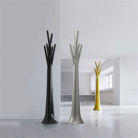 Модел Tree. Производител Bonaldo, Италия. Модерна италианска закачалка ...