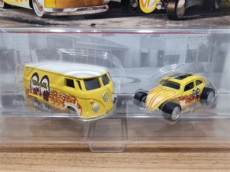 Hot Wheels Mooneyes Volkswagen Car Culture 2 Pack Hotbox Models