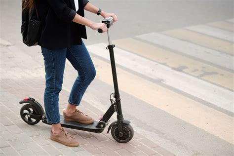 Fin des trottinettes électriques en libre service à Paris offrez vous