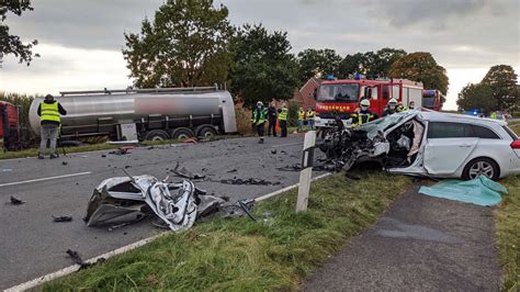 Schwerer Verkehrsunfall Mit Zwei Toten Einsatzbericht Rehden Barver