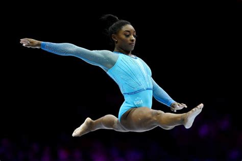 Simone Biles Y El Equipo De Estados Unidos No Se Dejan Abrumar Por Las