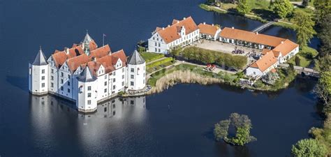 Gl Cksburg Von Oben Schlosssee Mit Wasserschlo Schloss Gl Cksburg Im