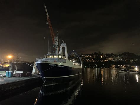 Pacific Explorer at night | Northlake Shipyard : r/Seattle