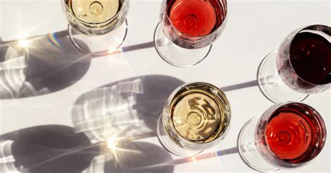 Insidehook The 13 Best Wine Glasses In 2023 According To Experts