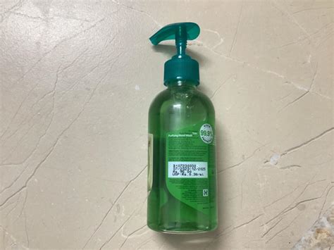 Himalaya Pure Hands Purifying Tulsi Hand Wash Pump 250 Ml Amazon In