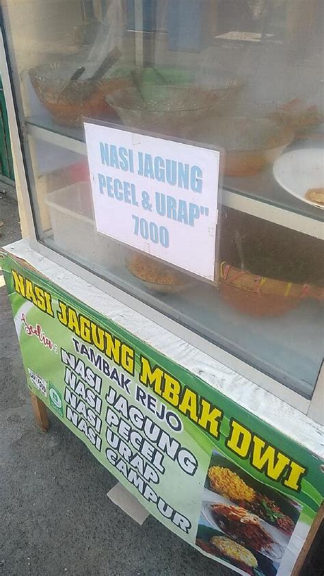 Menu At Nasi Jagung Mbak Dwi Tambak Rejo Restaurant Betro