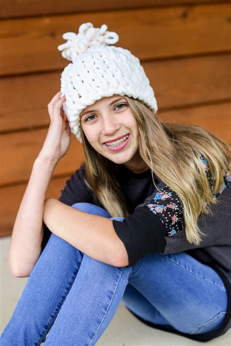 How To Make A Chunky Finger Looping Hat Sugar Bee Crafts