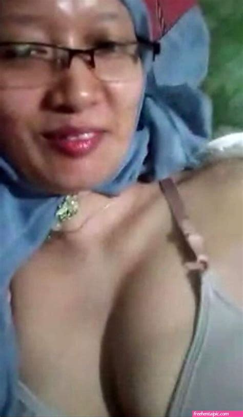 Jilbab Tua Bugil Free Hentai Pic