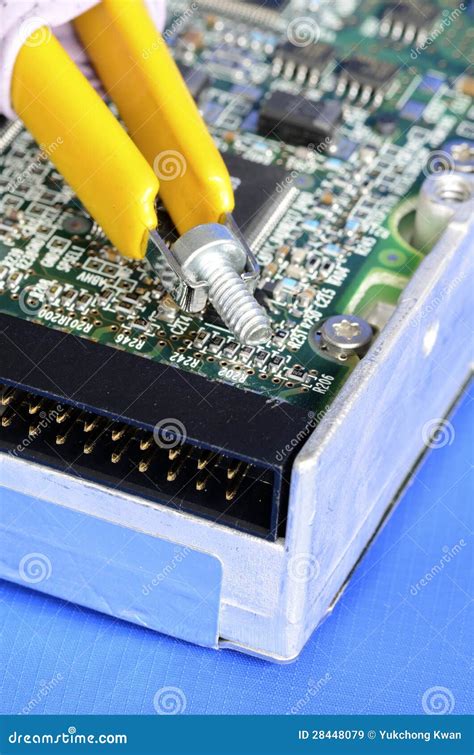 Repair The Computer Hard Disk Royalty Free Stock Images - Image: 28448079