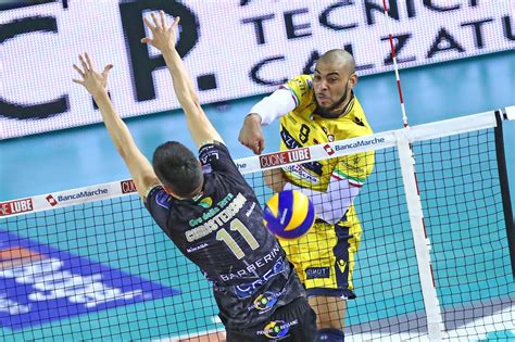 Azimut Modena Volley Earvin Ngapeth Tutto si può vogliamo tornare