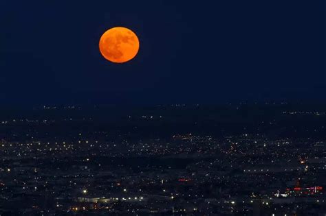 Super Blue Moon 2023 Rare Spectacle Illuminates The Sky Around The