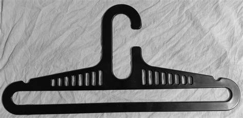 Black Benzer Benzar Plastic Hanger For Cloth Hanging At Rs 8 In New Delhi