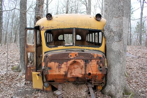 Old School Bus in Land Between The Lakes - Four Rivers Explorer