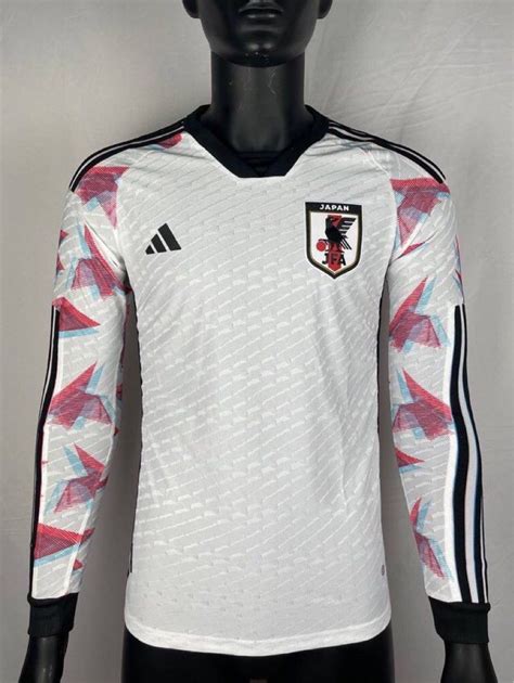 Japan Away Longsleeve Worldcup Men S Fashion Activewear On Carousell